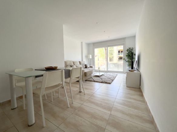 SOLA1A - Salon comedor