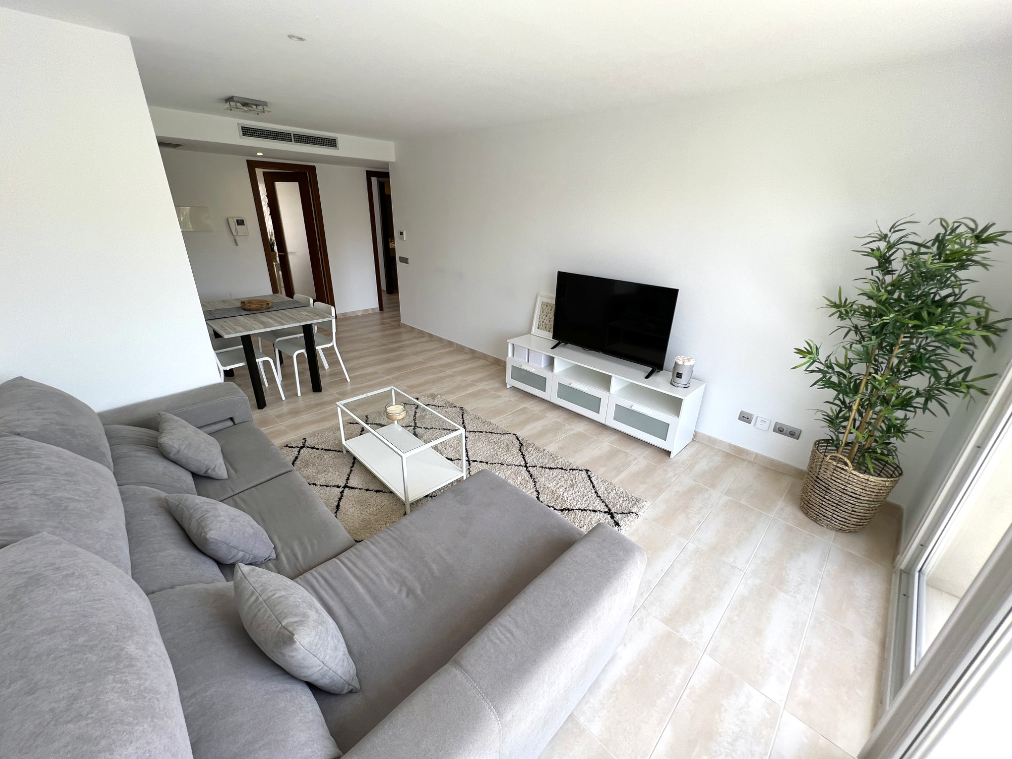 SOLA3B - Salon